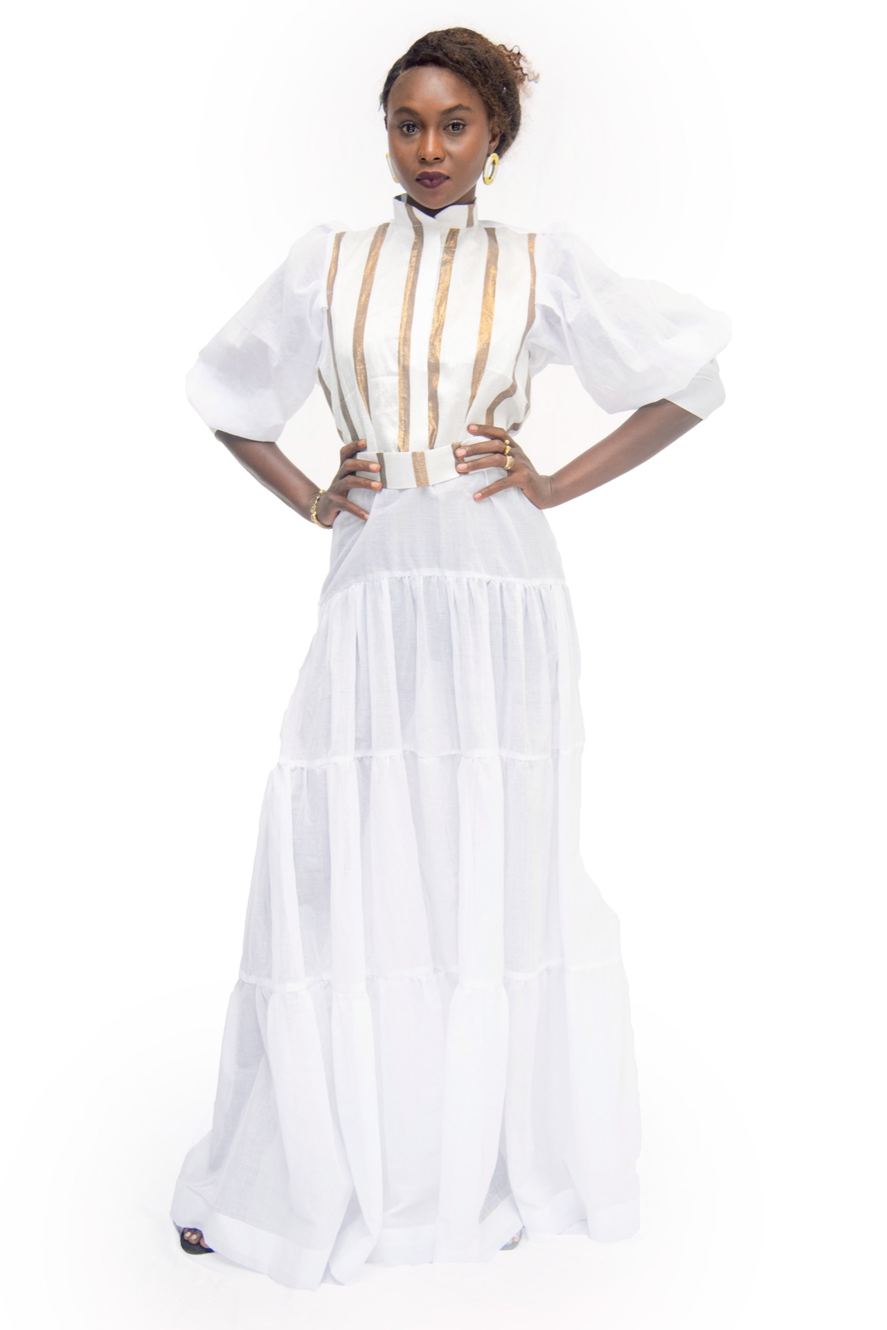NSAO Robe Saint Tropez coupe paysanne en voile avec ornement en Shantung sur le buste