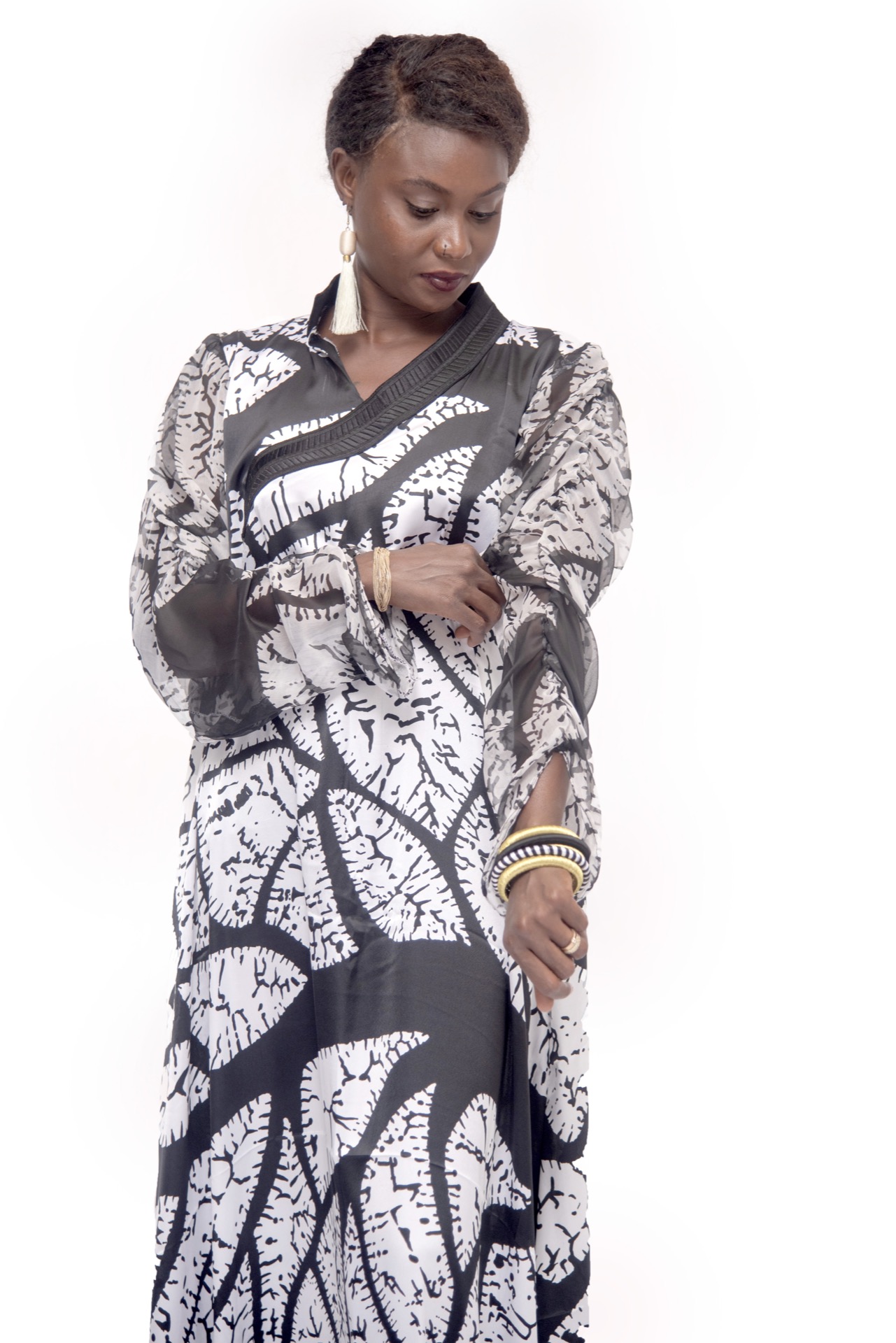 Tunique en soie avec col signature en broderie – Image 5